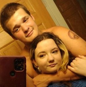 Meet your Posher, Hunter